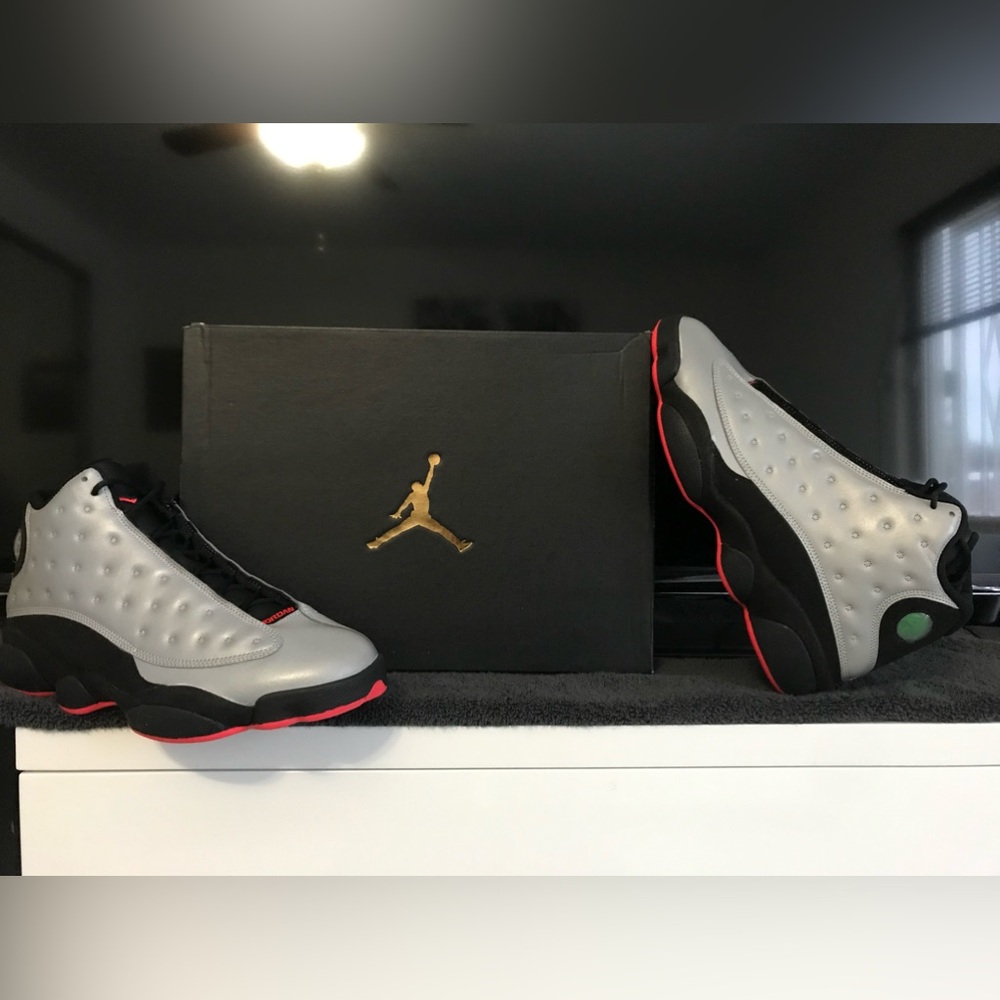 Jordan 13 Retro size 10 Men’s